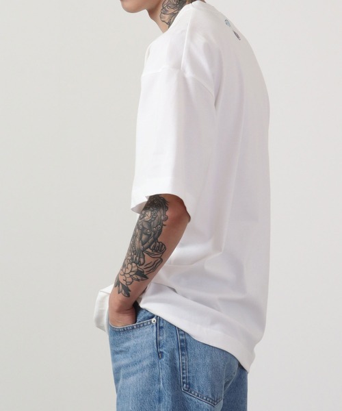 Sunny Smith(サニースミス)の「Sunnysmith へビーオンス Cool Smith ロゴプリント Tシャツ 半袖(Tシャツ/カットソー・メンズ・チャコールグレー/オフホワイト/レッド・M/L)」の5枚目の写真