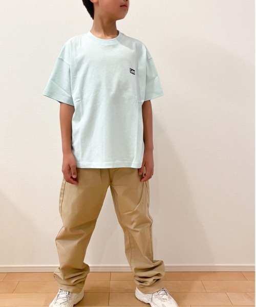 Lee(リー)の「Lee/リー キッズ バックロゴプリントTシャツ(Tシャツ/カットソー・キッズ・ミント/グリーン/ブラック系/ホワイト/ピンク・140cm/150cm/130cm)」の13枚目の写真