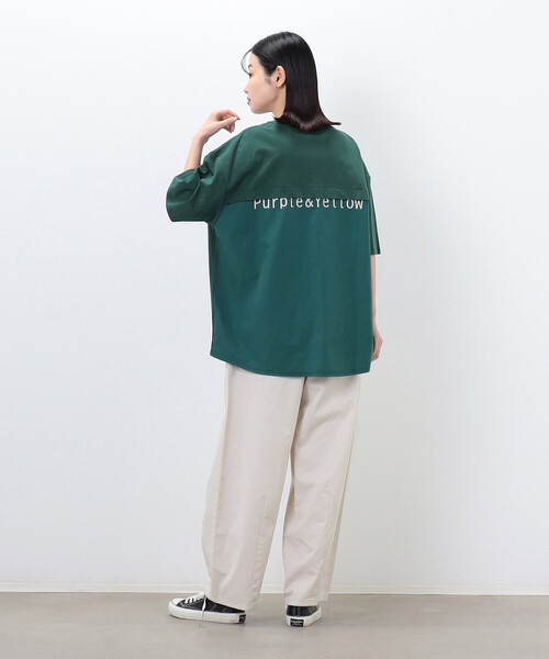 Purple&Yellow(パープルアンドイエロー)の「布帛切替 バックロゴプリント Tシャツ(Tシャツ/カットソー・メンズ・グレイッシュベージュ/グリーン/サックスブルー/ブラック/ホワイト・S/L/M)」の8枚目の写真