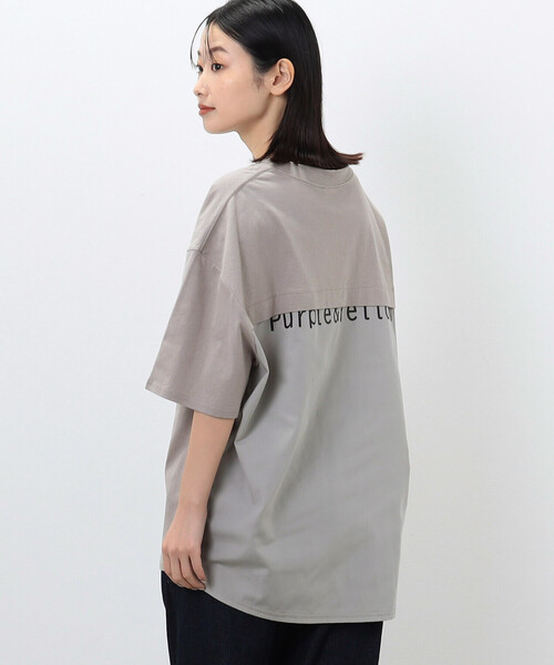 Purple&Yellow(パープルアンドイエロー)の「布帛切替 バックロゴプリント Tシャツ(Tシャツ/カットソー・メンズ・グレイッシュベージュ/グリーン/サックスブルー/ブラック/ホワイト・S/L/M)」の21枚目の写真