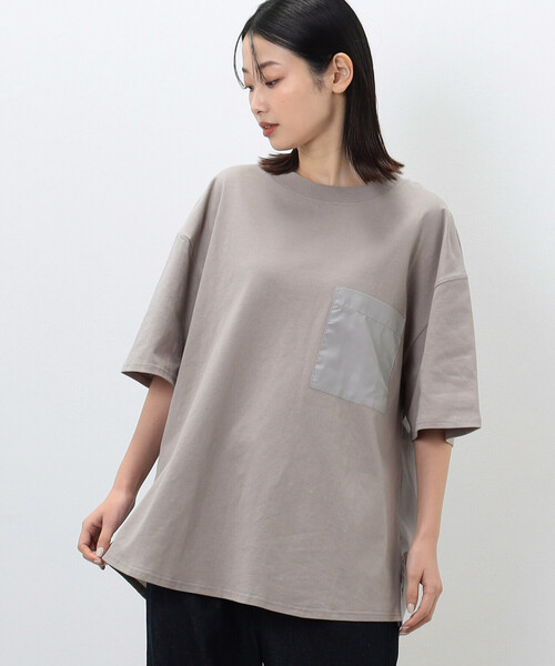 Purple&Yellow(パープルアンドイエロー)の「布帛切替 バックロゴプリント Tシャツ(Tシャツ/カットソー・メンズ・グレイッシュベージュ/グリーン/サックスブルー/ブラック/ホワイト・S/L/M)」の22枚目の写真