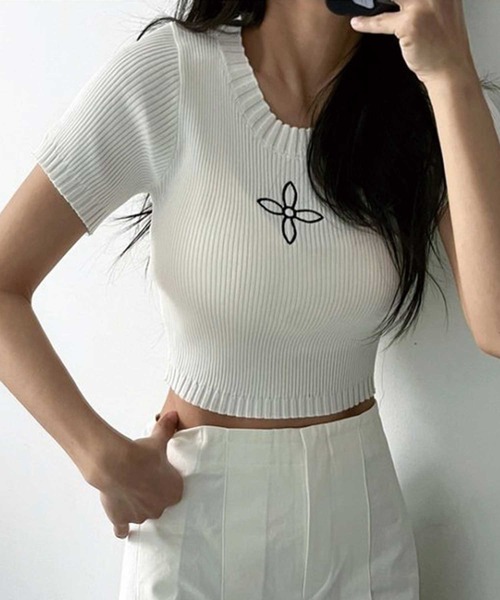 SPIGA(スピーガ)の「フラワー刺繍サマーリブニット(ニット/セーター・レディース・ブラック/ホワイト/ブルー・FREE)」の10枚目の写真
