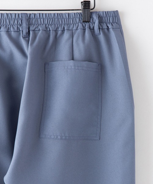 Blue Standard （ブルースタンダード）の「【BLUE STANDARD/ブルースタンダード】接触冷感 　ポリトロワンタック　ウエストゴム　クロップドパンツ（その他パンツ・メンズ・チャコールグレー/ブラック/ブルー/ベージュ・MEDIUM/LARGE/X-LARGE）」の13枚目の写真