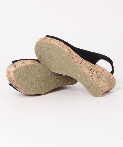 Piedi Nudi（ピエディヌーディ）の「美脚Vカットデザイン ウェッジソールサンダル（サンダル・レディース・グレイッシュベージュ/ラベンダー/キャメル/イエロー/ブラック/ネイビー/ダークベージュ/カーキ・S/M/L/LL）」の10枚目の写真