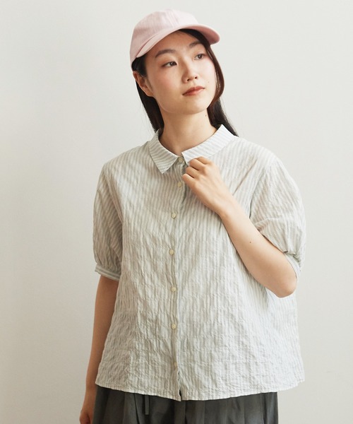 bulle de savon（ビュルデサボン）の「shirring stripe blouse