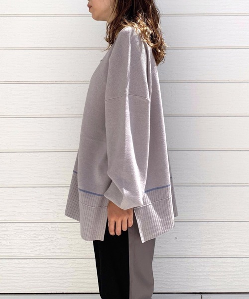 Q（キュー）の「オーバーVネックカーデ（カーディガン/ボレロ・レディース・グレー/ブラック・MEDIUM）」の4枚目の写真