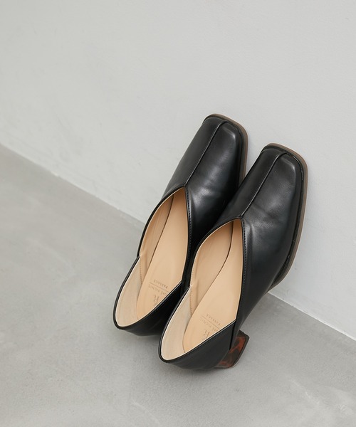 ROPE' PICNIC（ロペピクニック）の「スクエアトゥセンターシーム甲深バブーシュ（パンプス・レディース・ブラック系その他/ブラック/ネイビー/キナリ・23.0cm/23.5cm/24.0cm/24.5cm/25.0cm）」の20枚目の写真