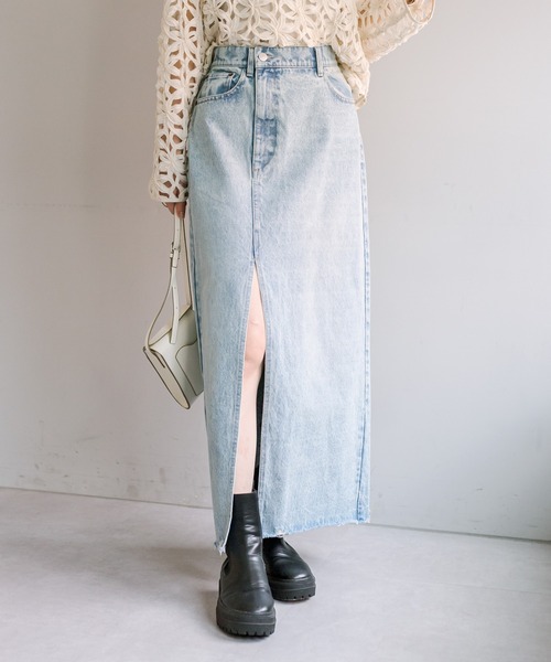 mystic（ミスティック）の「スリットデニムスカート（デニムスカート・レディース・ブラック/ブルー・2/1）」の11枚目の写真