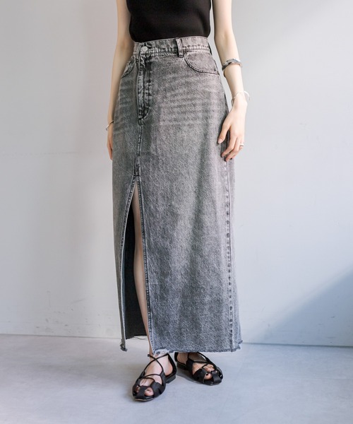 mystic（ミスティック）の「スリットデニムスカート（デニムスカート・レディース・ブラック/ブルー・2/1）」の3枚目の写真