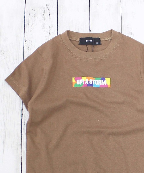 ZI-ON(ジーオン)の「ボックスロゴプリント半袖Tシャツ(Tシャツ/カットソー・キッズ・ロイヤルブルー/グリーン/ブラック系その他/ベージュ系その他/レッド/ピンク/ミント/モカ/グレー系その他/ホワイト系その他/ブラウン系その他/ブラック/ブラック系その他2/ベージュ/オフホワイト/杢グレー/ネイビー/ホワイト系その他2/その他3/その他2・100cm/110cm/120cm/130cm/140cm/150cm/160cm)」の10枚目の写真