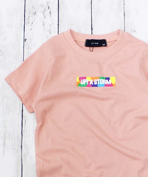 ZI-ON(ジーオン)の「ボックスロゴプリント半袖Tシャツ(Tシャツ/カットソー・キッズ・ロイヤルブルー/グリーン/ブラック系その他/ベージュ系その他/レッド/ピンク/ミント/モカ/グレー系その他/ホワイト系その他/ブラウン系その他/ブラック/ブラック系その他2/ベージュ/オフホワイト/杢グレー/ネイビー/ホワイト系その他2/その他3/その他2・100cm/110cm/120cm/130cm/140cm/150cm/160cm)」の17枚目の写真