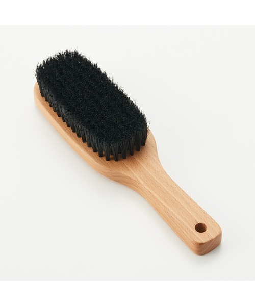 無印良品（ムジルシリョウヒン）の「ブナ材洋服ブラシ　豚毛・約幅６．５×長さ２４ｃｍ（ランドリーグッズ・メンズ・ナチュラル・FREE）」の4枚目の写真