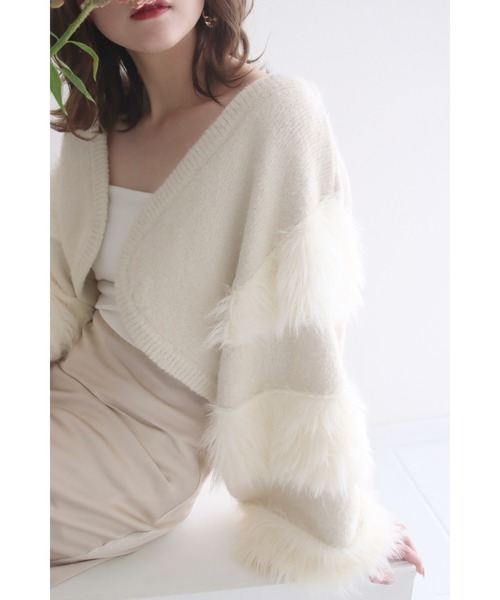 mellowneon（メロウネオン）の「ファースリーブボレロニットカーディガン（カーディガン/ボレロ・レディース・ホワイト・FREE）」の6枚目の写真