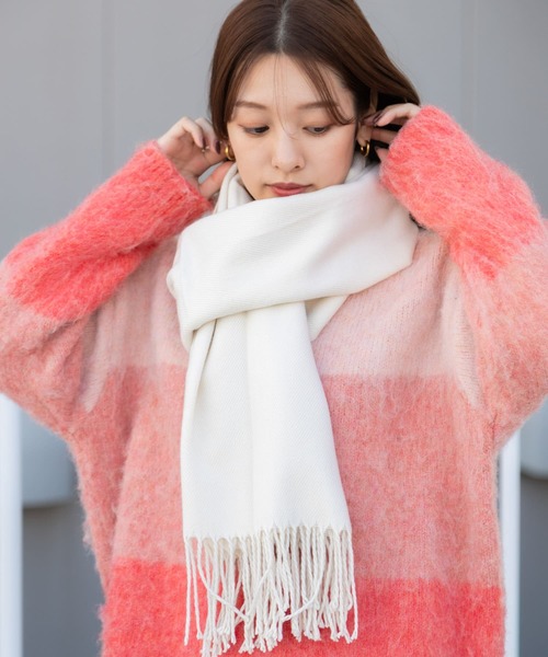 SENSE OF PLACE by URBAN RESEARCH（センスオブプレイスバイアーバンリサーチ）の「『ユニセックス』無地ストール（マフラー・レディース・オレンジ/ブラック/グリーン系その他/アイボリー/チャコールグレー/レッド/ダークブラウン/ライトベージュ/オートミール・ONE）」の16枚目の写真