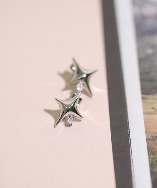 HALEY PESCA（ヘーリーペスカ）の「HALEY PESCA/ビジュー付き　Y2K星モチーフピアス（ピアス（両耳用）・レディース・ゴールド/シルバー・FREE）」の7枚目の写真