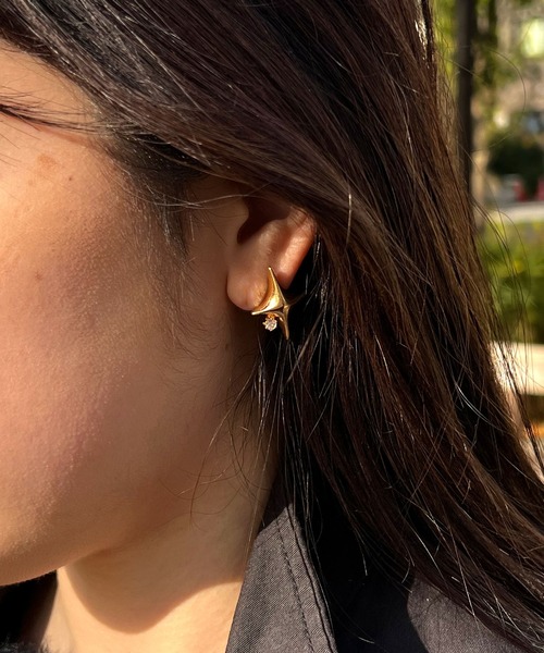 HALEY PESCA（ヘーリーペスカ）の「HALEY PESCA/ビジュー付き　Y2K星モチーフピアス（ピアス（両耳用）・レディース・ゴールド/シルバー・FREE）」の13枚目の写真