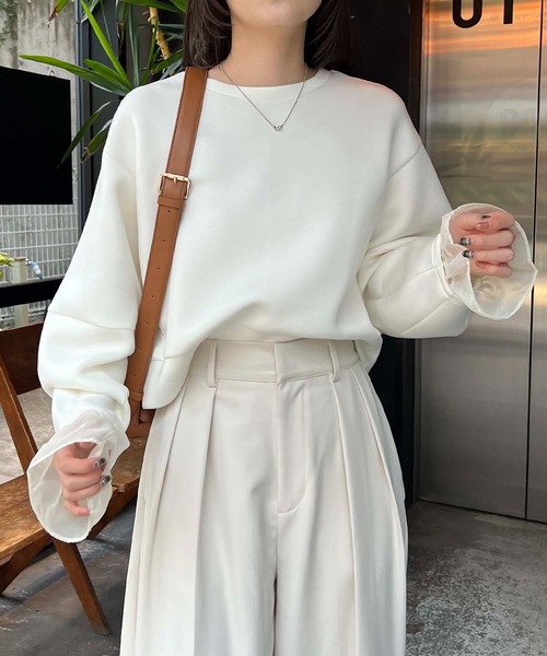 CAPRICIEUX LE'MAGE（カプリシューレマージュ）の「レイヤード風ダンボールプルオーバー（スウェット・レディース・ブラック/グレー/ホワイト・FREE）」の4枚目の写真