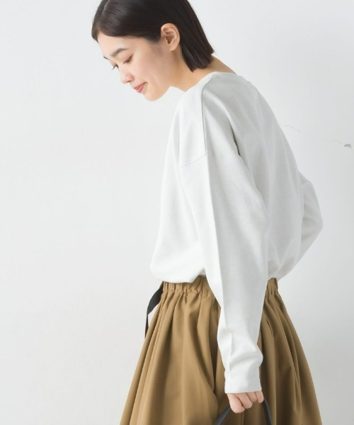 OMNES（オムネス）の「リップルダブルフェイス裾ラウンド長袖Tシャツ（Tシャツ/カットソー・レディース・ブラック/ベージュ/ホワイト/ネイビー・LARGE/MEDIUM）」の6枚目の写真