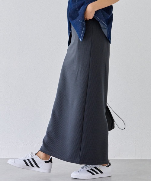 LAVEANGE(ラビアンジェ)の「ワッフルタイトスカート(スカート・レディース・チャコールグレー/ブルー/ブラック/ボルドー/カーキ/イエロー/グリーン/ピンク・4L/3L/LL/M/5L)」の22枚目の写真