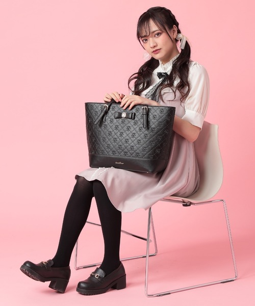 SecretDoor(シークレットドア)の「ビジュー リボン 地雷 量産 トートバッグ ポタージュ(トートバッグ・レディース・アイボリー/ブラック/ピンク・FREE)」の22枚目の写真