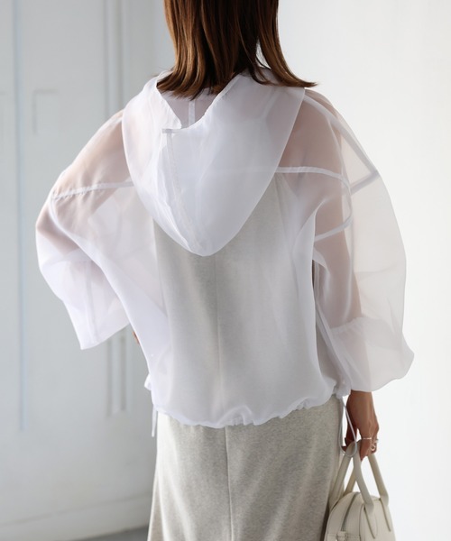 Riberry（リベリー）の「ドロストシアーアノラックパーカー（パーカー・レディース・オフホワイト/ブラック・FREE）」の16枚目の写真