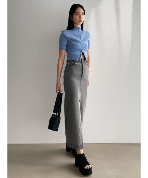 EMODA（エモダ）の「デニムカットオフマキシスカート（スカート・レディース・ブラック/グレー/インディゴブルー・SMALL/MEDIUM）」の14枚目の写真