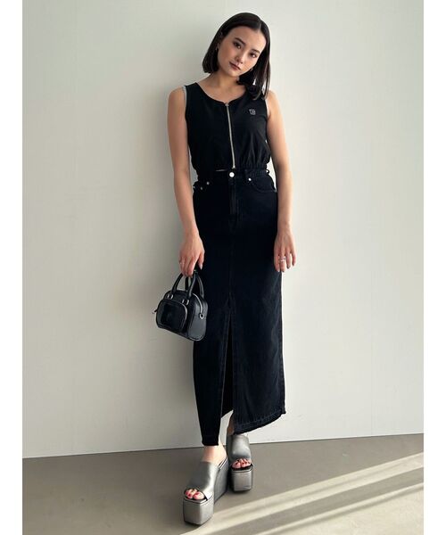 EMODA（エモダ）の「デニムカットオフマキシスカート（スカート・レディース・ブラック/グレー/インディゴブルー・SMALL/MEDIUM）」の16枚目の写真