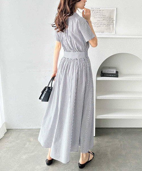 GeeRA（ジーラ）の「上品スキッパーシャツワンピース（シャツワンピース・レディース・ブルー系その他/ブラック系その他・LARGE/MEDIUM）」の6枚目の写真