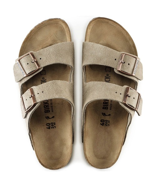 BIRKENSTOCK(ビルケンシュトック)の「【公式】ビルケンシュトック Arizona/アリゾナ スエードレザー(サンダル・レディース・グレー/モカ/キャメル・28.5cm【レギュラー幅】/29cm【レギュラー幅】/30cm【レギュラー幅】/25cm【レギュラー幅】/26cm【レギュラー幅】/26.5cm【レギュラー幅】/27cm【レギュラー幅】/28cm【レギュラー幅】/24.5cm【ナロー幅】/24cm【ナロー幅】/23cm【ナロー幅】/22.5cm【ナロー幅】/26.5cm【ナロー幅】/26cm【ナロー幅】/25cm【ナロー幅】/28.5cm【ナロー幅】/27cm【ナロー幅】/22.5cm【レギュラー幅】)」の11枚目の写真