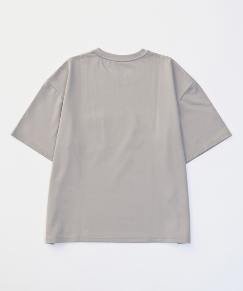 VICTIM(ヴィクティム)の「VICTIM ヴィクティム / BIG TEE ビッグシルエットTシャツ ポケT / VTM-24-CS-007(Tシャツ/カットソー・メンズ・グレイッシュベージュ/ブラック/ホワイト・MEDIUM/LARGE/X-LARGE)」の5枚目の写真