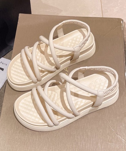 IRADOWL（アイラドール）の「クロスレースアップオープントゥ厚底サンダル（サンダル・レディース・ホワイト/ブラック・38/39/36/37/35）」の12枚目の写真