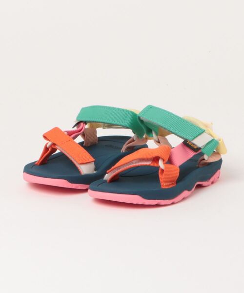 Teva(テバ)の「Teva テバ TODDLER HURRICANE XLT 2 キッズスポーツサンダル アウトドア(トドラーハリケーンXLT2) 1019390T(サンダル・キッズ・ブラック×イエロー/ブラック×ブルー/ブラック系その他・14.0cm/15.0cm/16.0cm/17.0cm/13.0cm)」の2枚目の写真