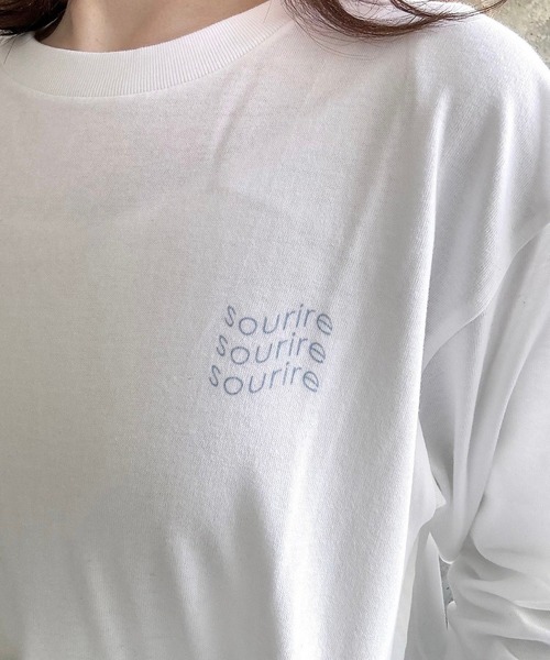 cuorequal(クオレコール)の「ワンポイントロングTシャツ(Tシャツ/カットソー・レディース・ホワイト・MEDIUM/LARGE)」の2枚目の写真
