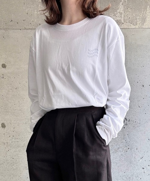 cuorequal(クオレコール)の「ワンポイントロングTシャツ(Tシャツ/カットソー・レディース・ホワイト・MEDIUM/LARGE)」の7枚目の写真