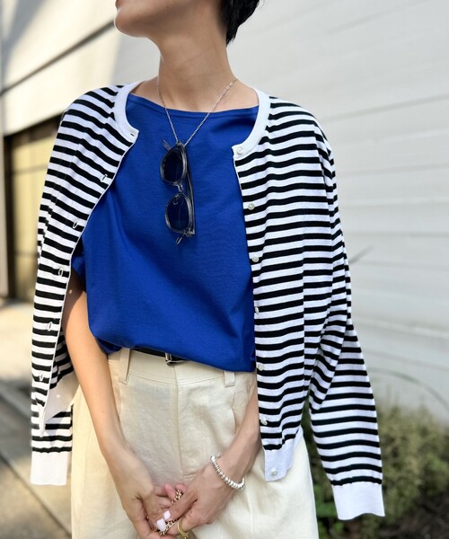 Rie Miller（リエミラー）の「《アンサンブル対応》《手洗い可能》GIZA COTTONベーシッククルーネックカーディガン（カーディガン/ボレロ・レディース・イエロー/ライトグレー/ブラック系その他/ブラック・38）」の3枚目の写真