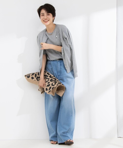 Rie Miller（リエミラー）の「《アンサンブル対応》《手洗い可能》GIZA COTTONベーシッククルーネックカーディガン（カーディガン/ボレロ・レディース・イエロー/ライトグレー/ブラック系その他/ブラック・38）」の11枚目の写真