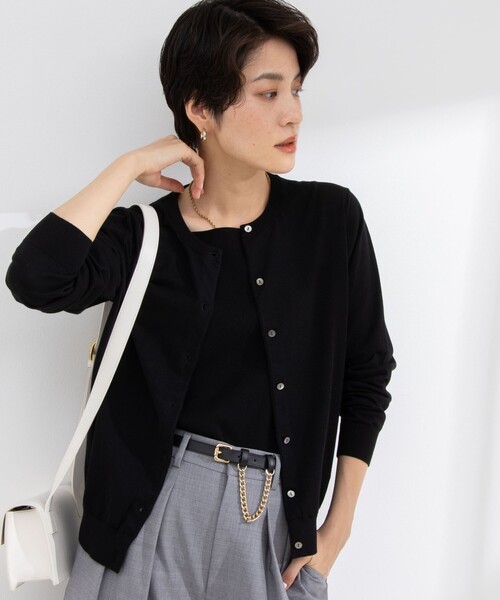 Rie Miller（リエミラー）の「《アンサンブル対応》《手洗い可能》GIZA COTTONベーシッククルーネックカーディガン（カーディガン/ボレロ・レディース・イエロー/ライトグレー/ブラック系その他/ブラック・38）」の20枚目の写真