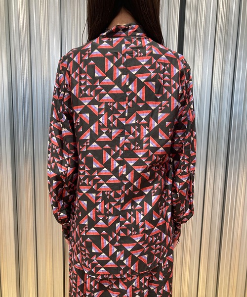 ISABEL MARANT（イザベルマラン）の「プリントブラウス（シャツ/ブラウス・レディース・ブラック系/ベージュ系・34）」の6枚目の写真