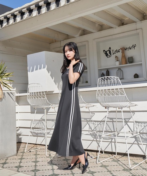 ANDGEEBEE（アンジービー）の「ダブルラインワンピ（ワンピース・レディース・ブラック/ライトブルー・FREE）」の8枚目の写真