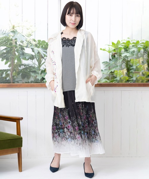 ScoLar(スカラー)の「142610:花ヨークレース×ボーダータンクトップ(タンクトップ・レディース・オレンジ/ピンク/ブラック・M)」の7枚目の写真