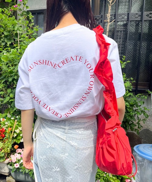 almo(アルモ)の「ハートバックプリントTシャツ(se)(Tシャツ/カットソー・レディース・レッド/グリーン/ブラック・FREE)」の16枚目の写真