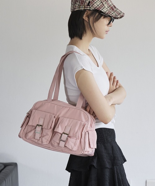 UNE MANSION(ユヌマンション)の「【多様な収納ポケット】ダブルポケットショルダーバッグ(ショルダーバッグ・レディース・ピンク/シルバー/グレー/カーキ/ブラック/アイボリー・ONE SIZE)」の5枚目の写真