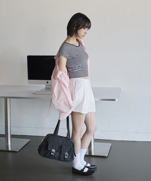 UNE MANSION(ユヌマンション)の「【多様な収納ポケット】ダブルポケットショルダーバッグ(ショルダーバッグ・レディース・ピンク/シルバー/グレー/カーキ/ブラック/アイボリー・ONE SIZE)」の12枚目の写真