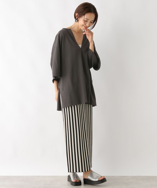 LEPSIM(レプシィム)の「ネックスリットチュニック 114441(Tシャツ/カットソー・レディース・グレー/ブルー/オレンジ/アイボリー・FREE)」の5枚目の写真