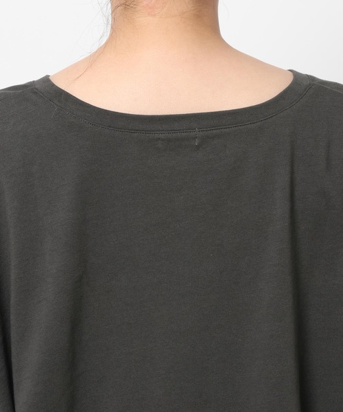 LEPSIM(レプシィム)の「ネックスリットチュニック 114441(Tシャツ/カットソー・レディース・グレー/ブルー/オレンジ/アイボリー・FREE)」の15枚目の写真