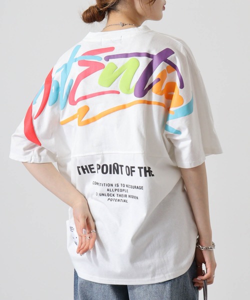 FUNALIVE(ファンアライブ)の「バックペイント発砲アーチロゴフロントロゴ刺繍BIG SS/T(Tシャツ/カットソー・メンズ・ベージュ/ホワイト/ブラック・L/M)」の2枚目の写真