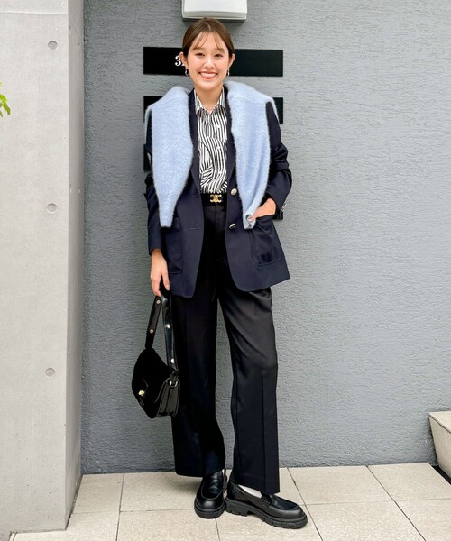 NOLLEY’S Sophi（ノーリーズソフィ）の「ウォッシャブルトロオーバージャケット（テーラードジャケット・レディース・ベージュ/ネイビー・38/36/34）」の4枚目の写真