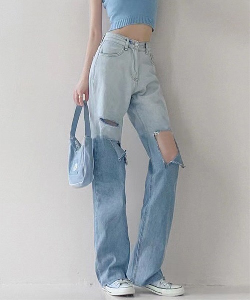 gossip！ロサンゼルス（ゴシップロサンゼルス）の「グラデーションカットアウト　ダメージデニムパンツ（デニムパンツ・レディース・ライトブルー・S/M/L）」の4枚目の写真