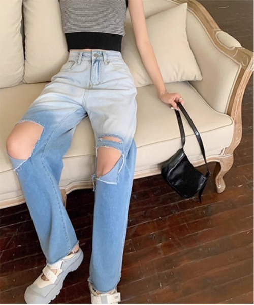 gossip！ロサンゼルス（ゴシップロサンゼルス）の「グラデーションカットアウト　ダメージデニムパンツ（デニムパンツ・レディース・ライトブルー・S/M/L）」の9枚目の写真