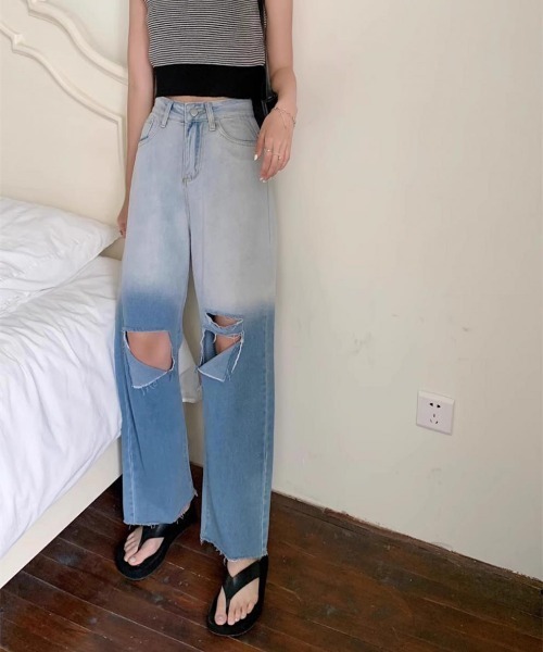 gossip！ロサンゼルス（ゴシップロサンゼルス）の「グラデーションカットアウト　ダメージデニムパンツ（デニムパンツ・レディース・ライトブルー・S/M/L）」の11枚目の写真